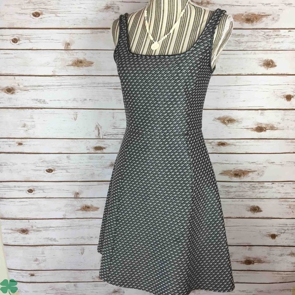 ๐HP๐Theory Trekana Jacquard Fit & Flair Dress 6 - Picture 3 of 8